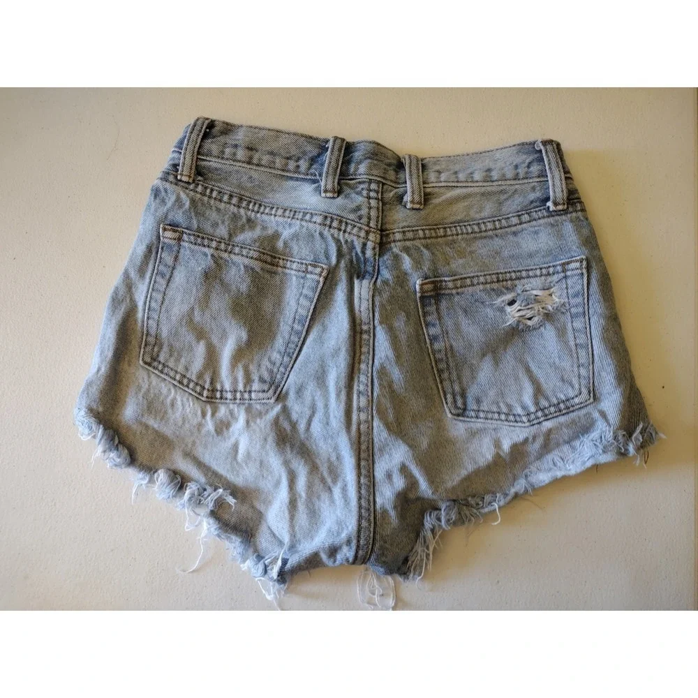 J Galt Distressed‎ Frayed Hem Denim Shorts Women's Size S Light Wash